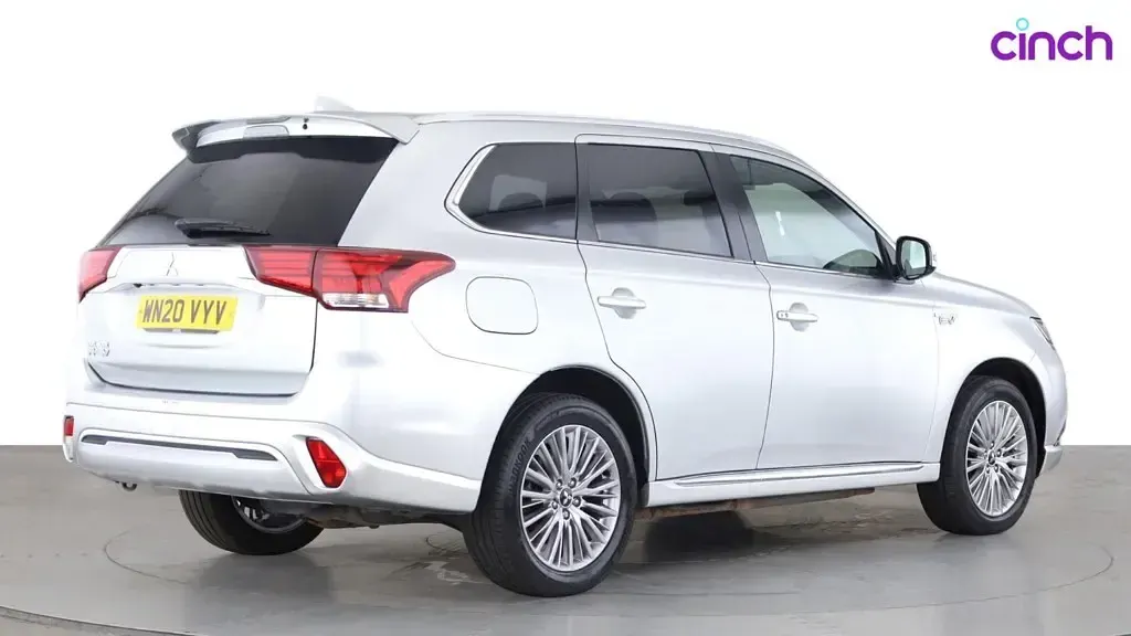Used Mitsubishi Outlander P-HEV 2020 Silver SUV