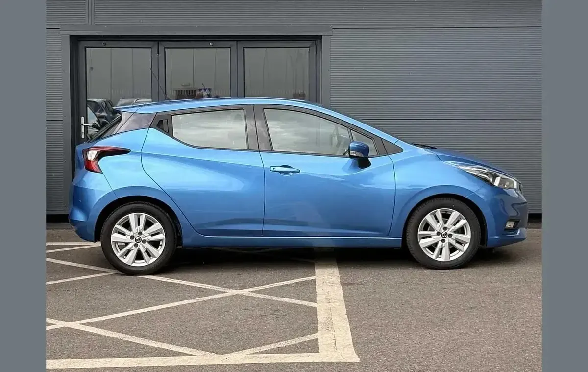 Used Nissan Micra Acenta 99 HP (72 kW) 2020 Blue Hatchback