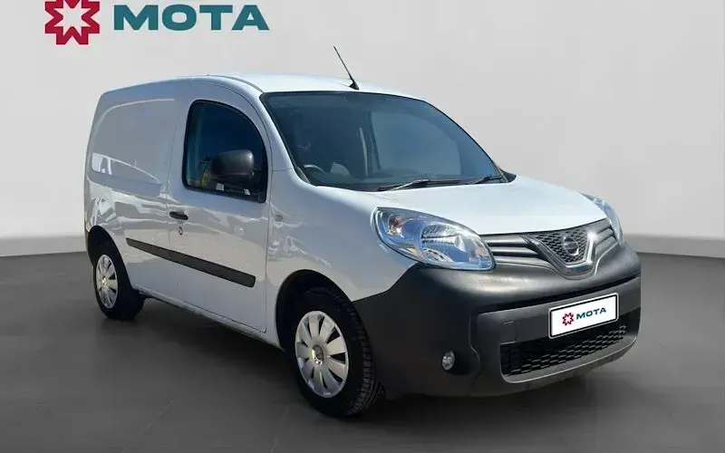 Usado Nissan NV250 Acenta 95 HP (69 kW) 2021 Van