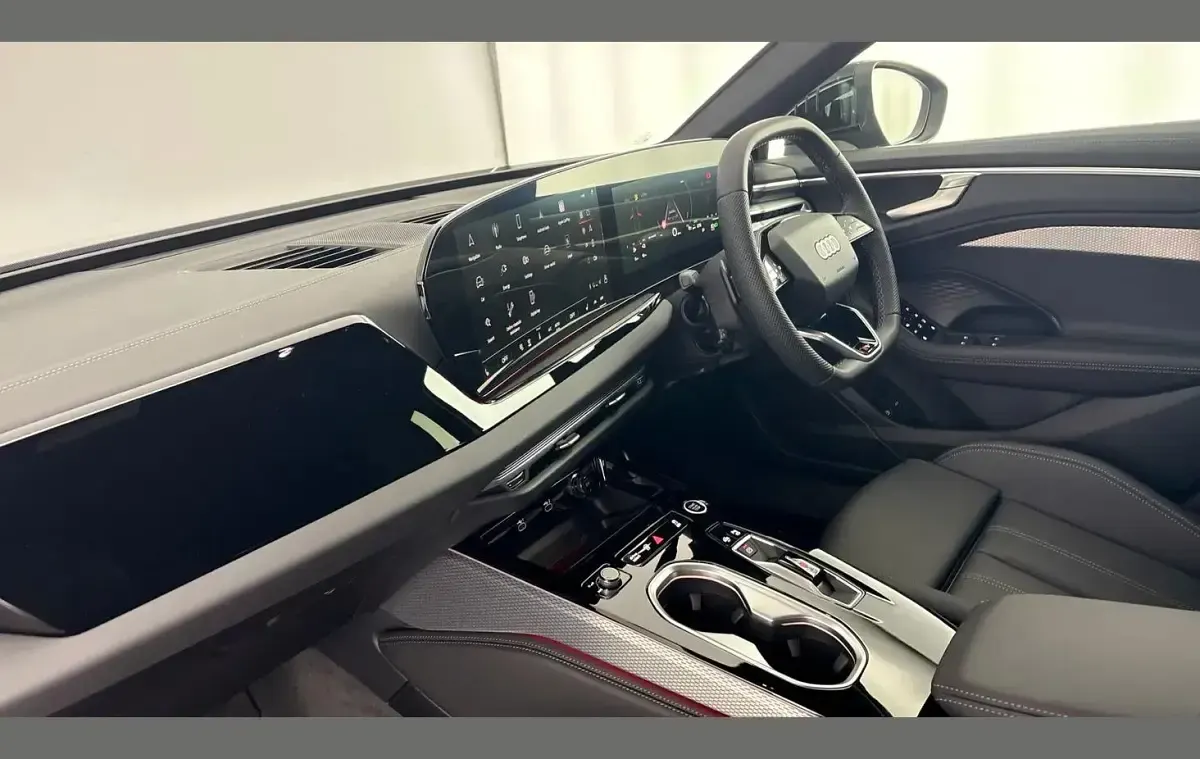 New Audi A6 S-Line 295 HP (216 kW) 2026 Green Sedan
