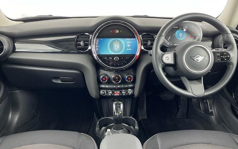 Used Mini Cooper Classic 136 HP (100 kW) 2022 Hatchback