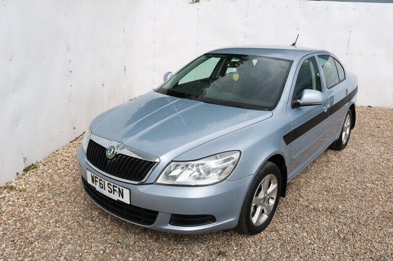 Blue Used 2011 Skoda Octavia SE Hatchback | £1,590 - Image 1/4