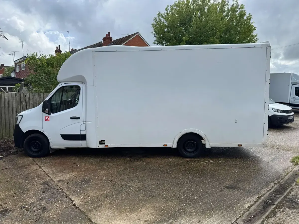 Used Renault Master 2022 White MPV
