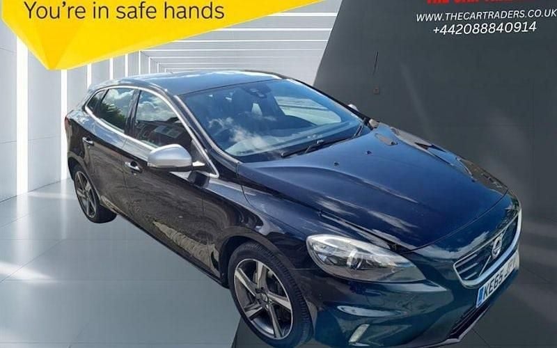 Black Used 2016 Volvo V40 R-Design Estate | £10,788 (Good price) - Image 1/4