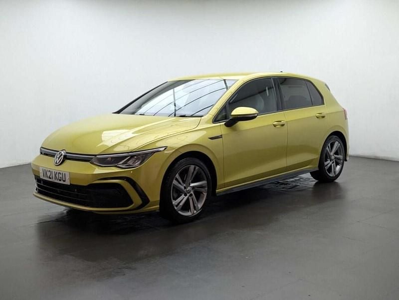 Used VW Golf VIII R-line 150 HP (110 kW) 2021 Yellow Hatchback