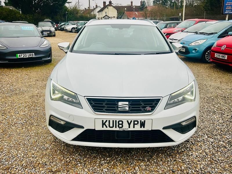 Begagnad Seat Leon FR 125 HK (91 kW) 2018 Vit Kombi