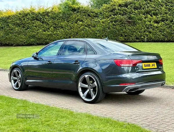 Used Audi A4 Sport 150 HP (110 kW) 2019 Grey Sedan