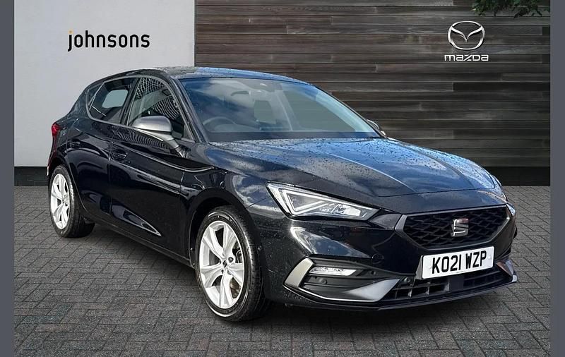 Black Used 2021 Seat Leon FR Hatchback | £14,075 (Fair price) - Image 1/4