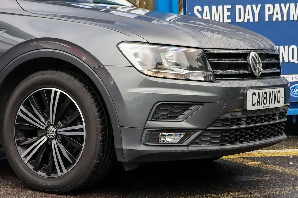 Used VW Tiguan SE 125 HP (91 kW) 2018 Grey SUV