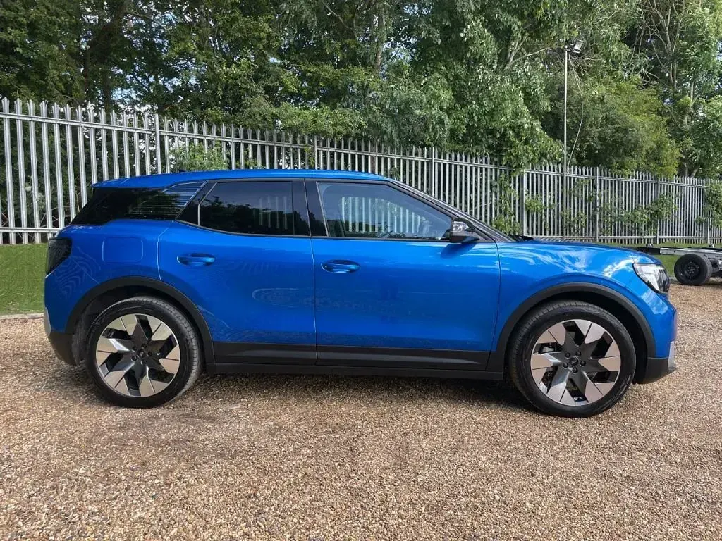Used Ford Explorer Premium 210 kW (286 HP) 2025 Blue SUV