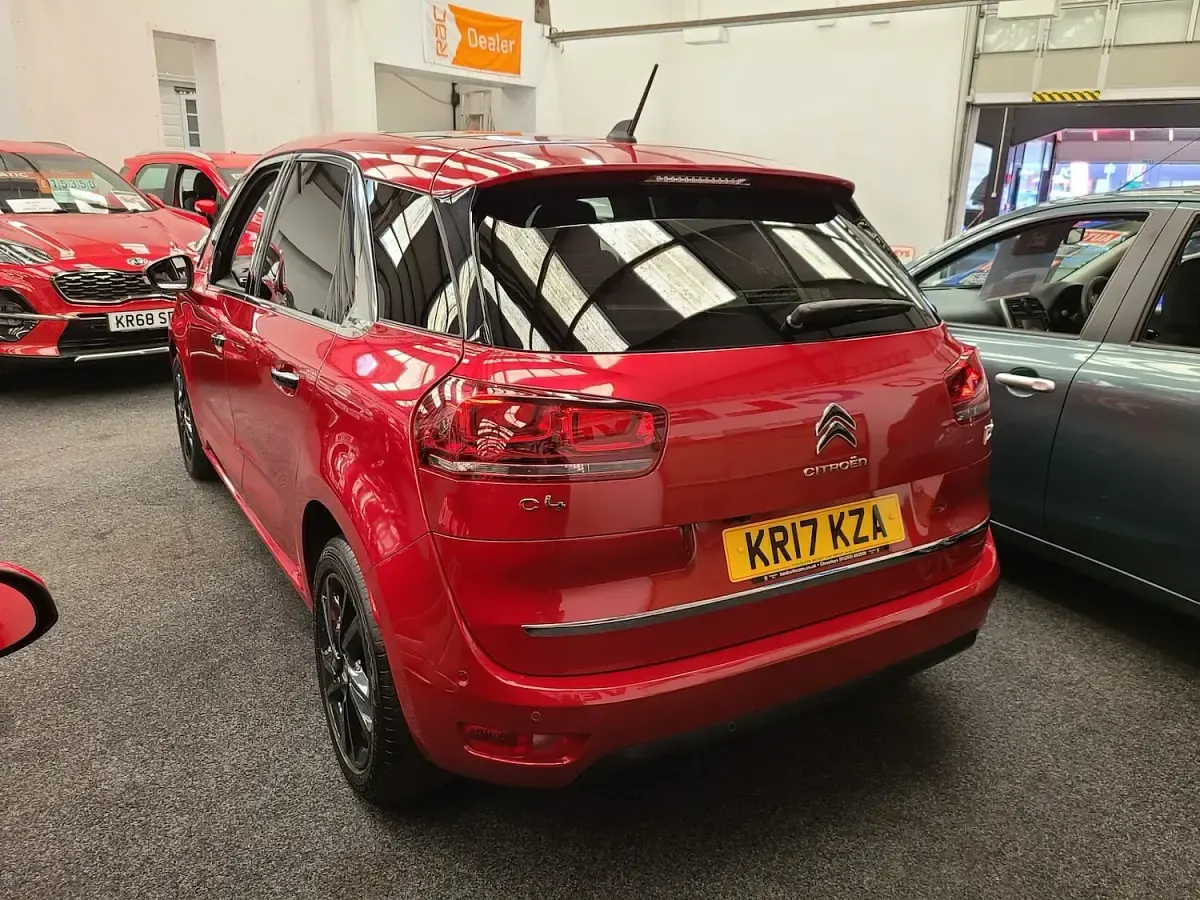 Used Citroën C4 Picasso Flair 2017 Red MPV