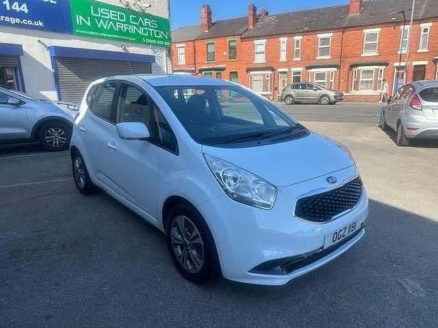 White Used 2019 Kia Venga 2 Hatchback | £9,845 (Fair price) - Image 1/4