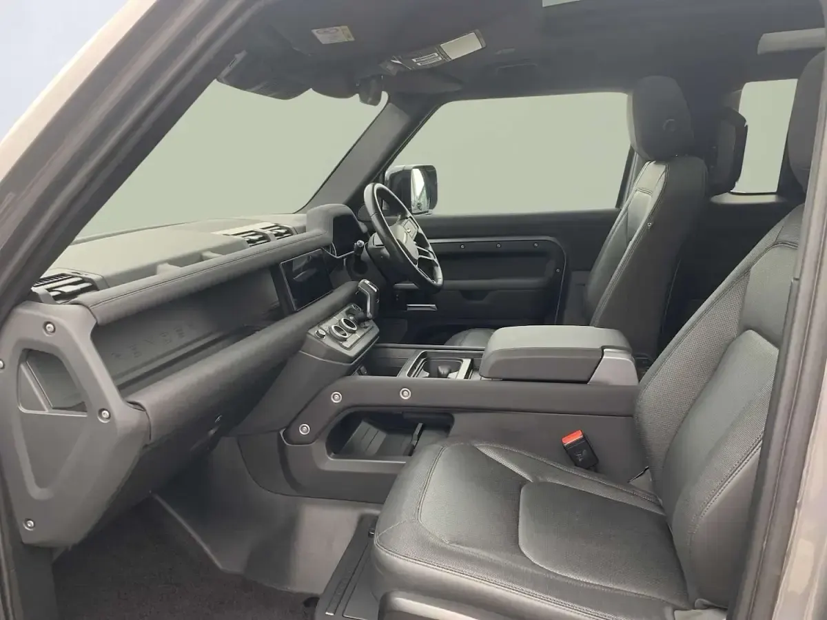 Used Land Rover Defender SE Dynamic 2022 Grey SUV