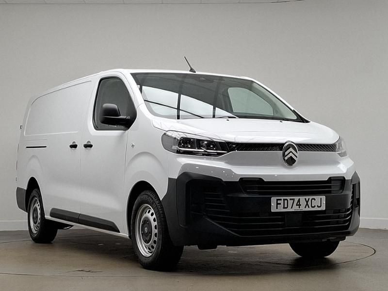 White Used 2024 Citroën Dispatch MPV | £18,498 (A bit pricey) - Image 1/4