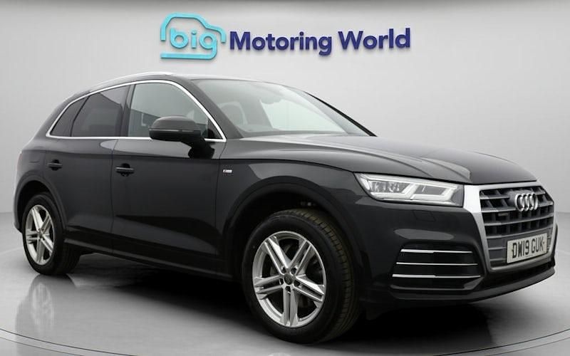 Used Audi Q5 S-Line 245 HP (180 kW) 2019 Black SUV