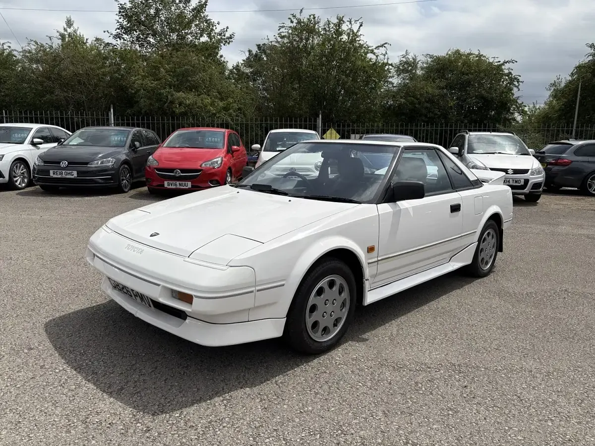 Used Toyota MR2 1989 White Coupe