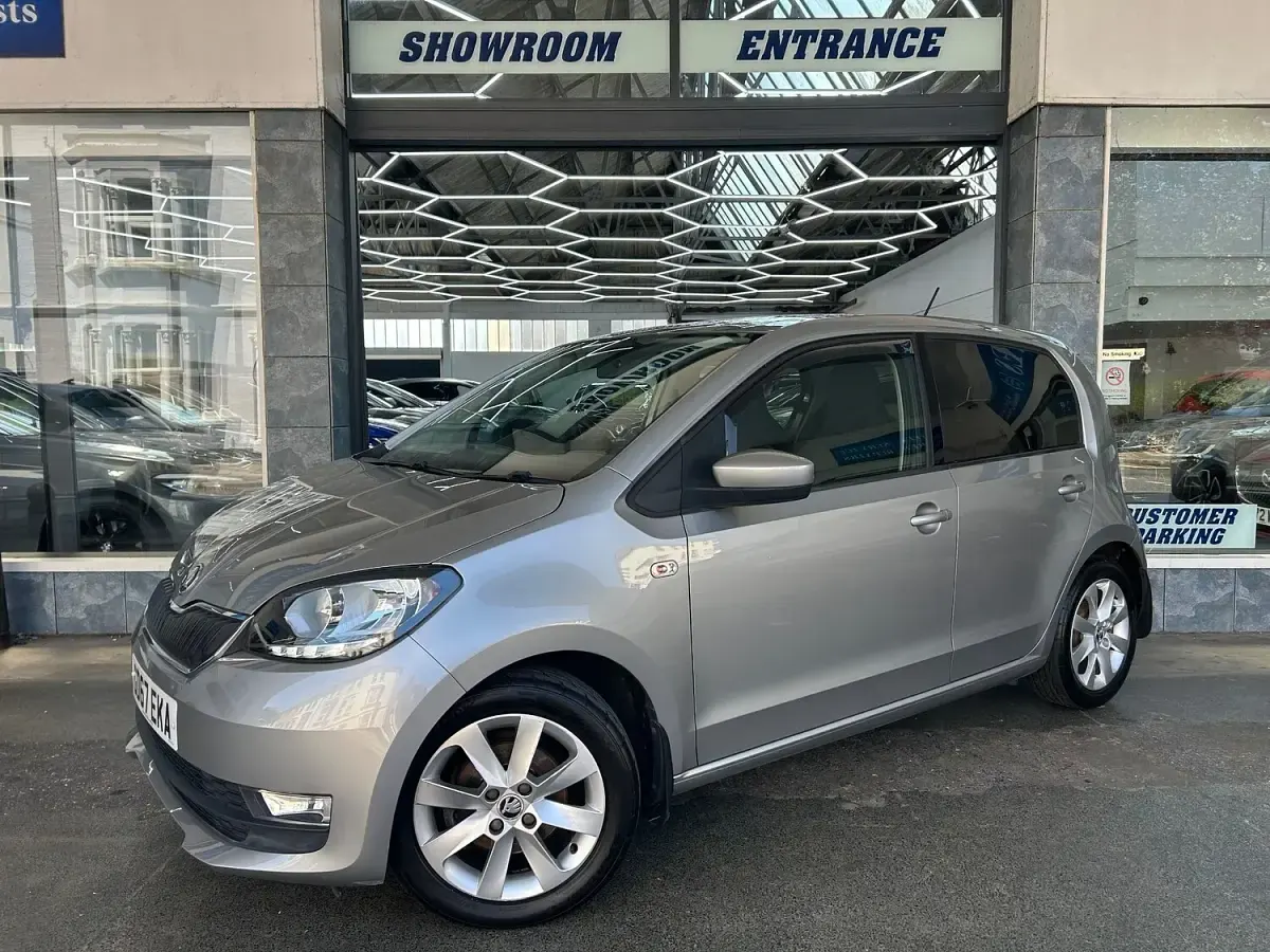 Used Skoda Citigo SE L 75 HP (55 kW) 2018 Silver Hatchback