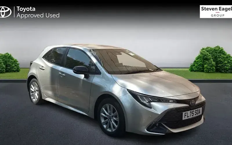 Used Toyota Corolla 140 HP (102 kW) 2025 Hatchback