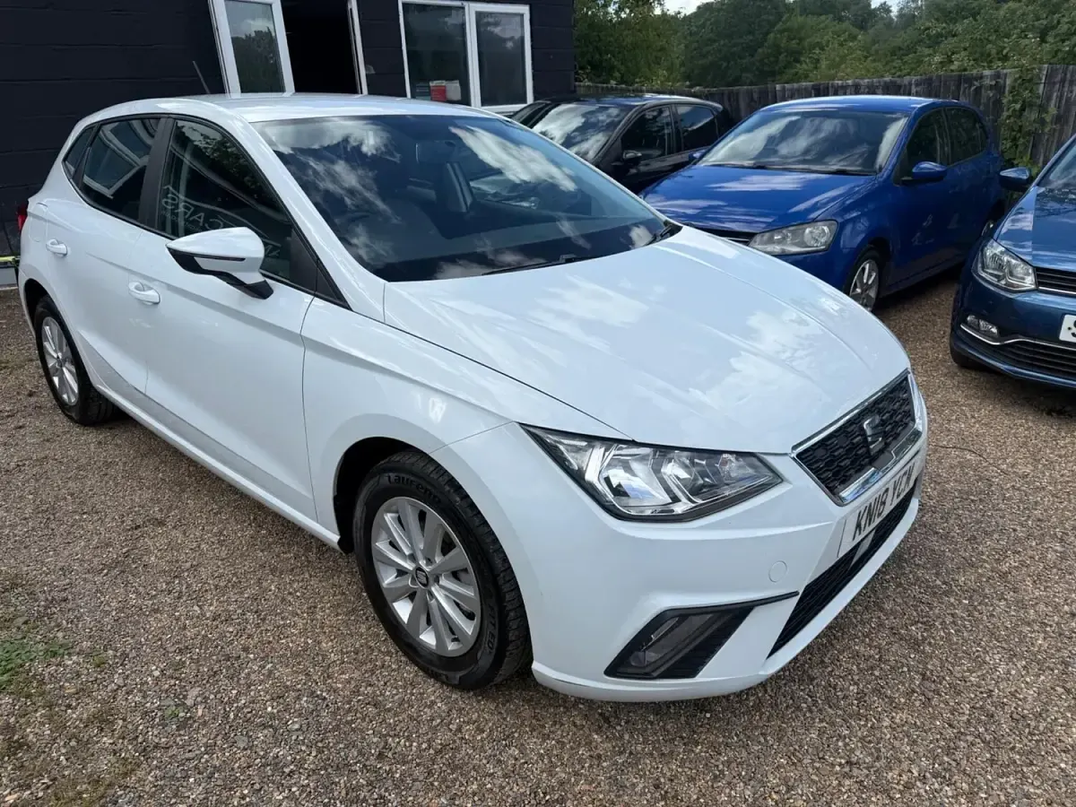 Used Seat Ibiza SE Technology 75 HP (55 kW) 2018 White Hatchback