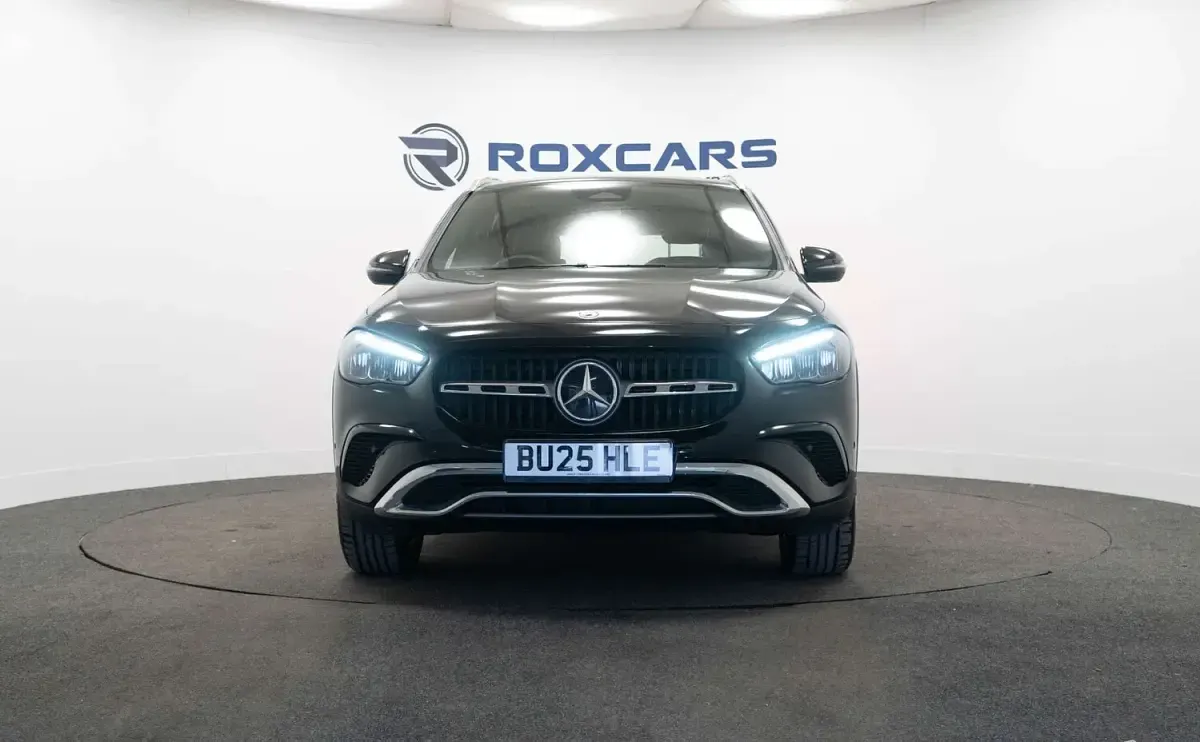 Used Mercedes GLA200 Executive 150 HP (110 kW) 2025 Black SUV