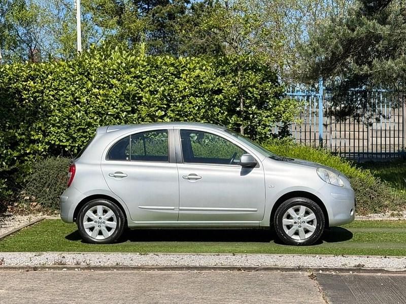 Used Nissan Micra Acenta 80 HP (58 kW) 2012 Silver Hatchback