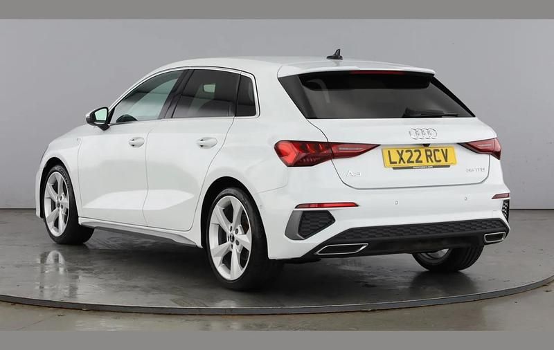Used Audi A3 S-Line 150 HP (110 kW) 2022 White Sedan