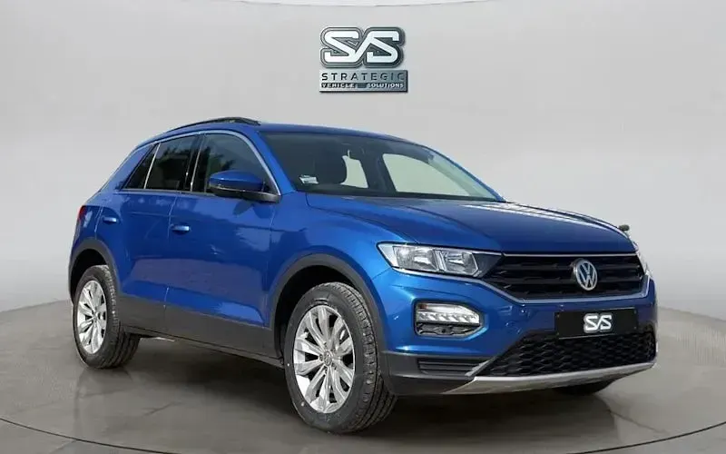 Używany VW T-Roc SE 116 KM (85 kW) 2020 Niebieski SUV