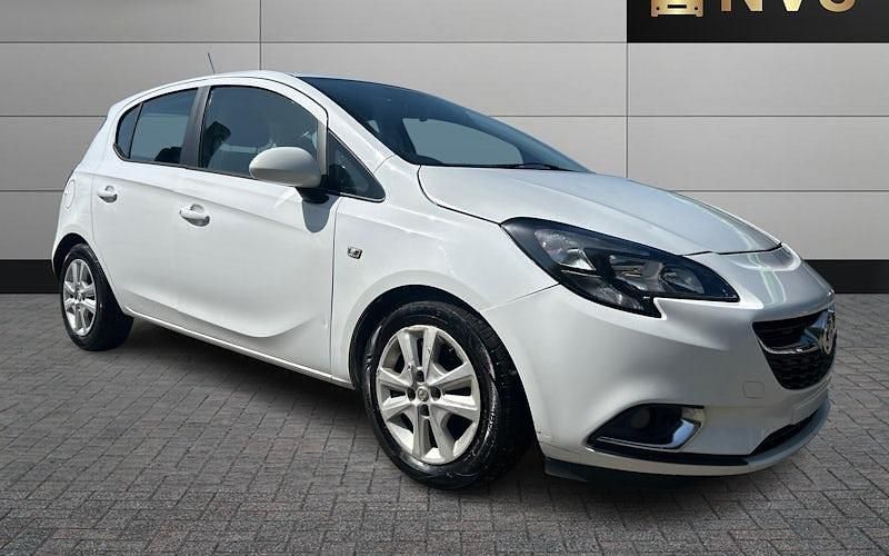 Used Vauxhall Corsa Design Edition 90 HP (66 kW) 2016 White Hatchback