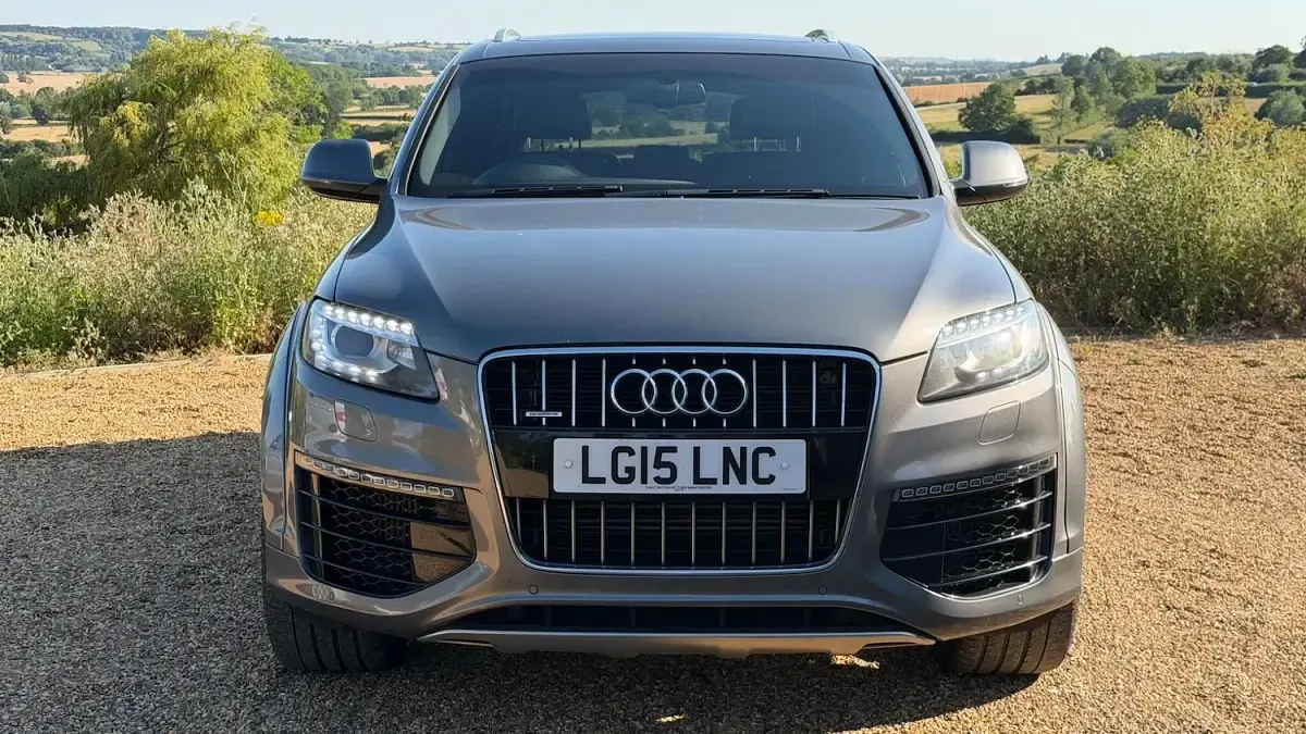 Used Audi Q7 S-Line 245 HP (180 kW) 2015 Grey SUV