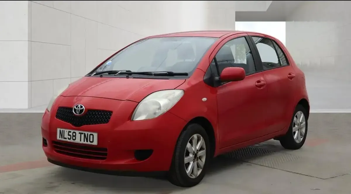 Used Toyota Yaris 2008 Red Hatchback