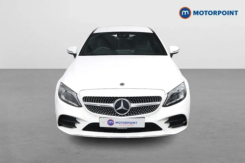 Second-hand Mercedes C300 AMG Line Premium 2018 Alb Coupe