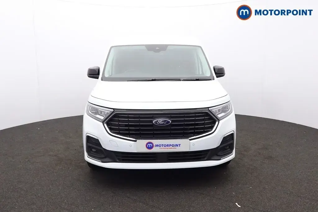 Used Ford Transit Limited 150 HP (110 kW) 2025 White Van
