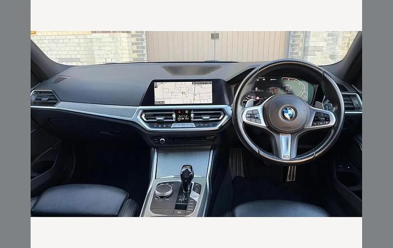 Used BMW 330e M Sport 292 HP (214 kW) 2021 Black Estate