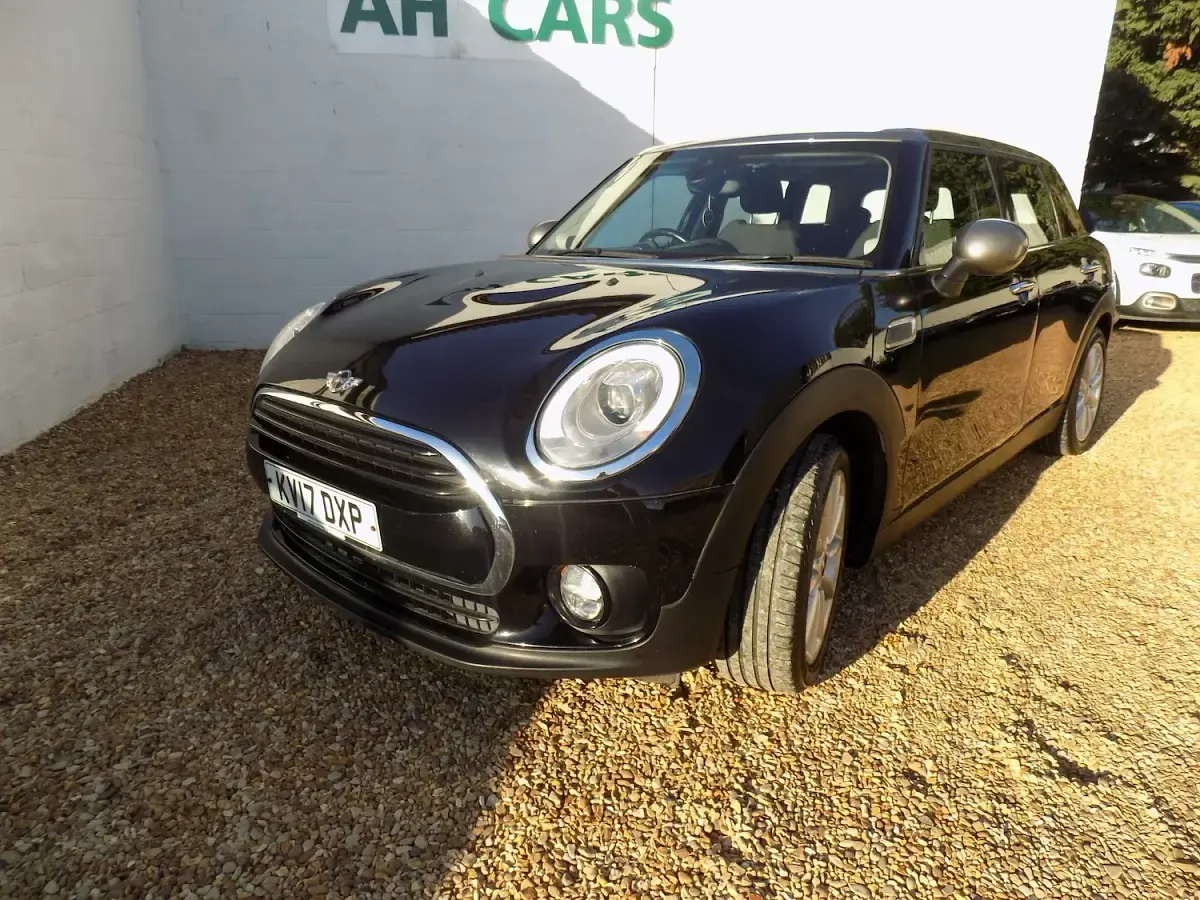Used Mini Cooper Clubman Chili 150 HP (110 kW) 2017 Black Estate