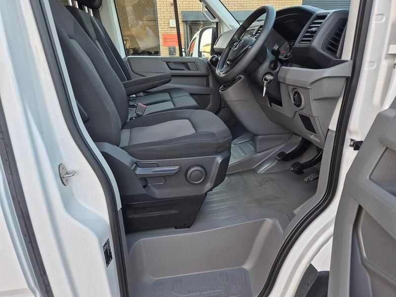 Used VW Crafter Trendline 140 HP (102 kW) 2021 White Van