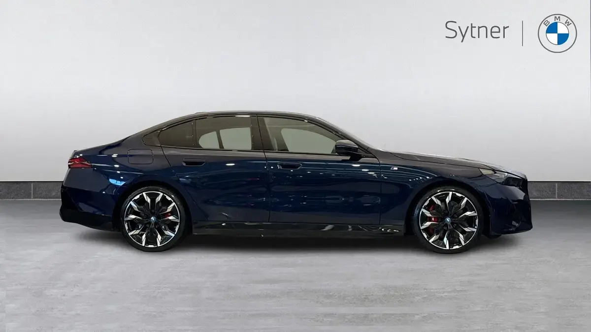 Used BMW i5 M Sport 246 kW (335 HP) 2024 Blue