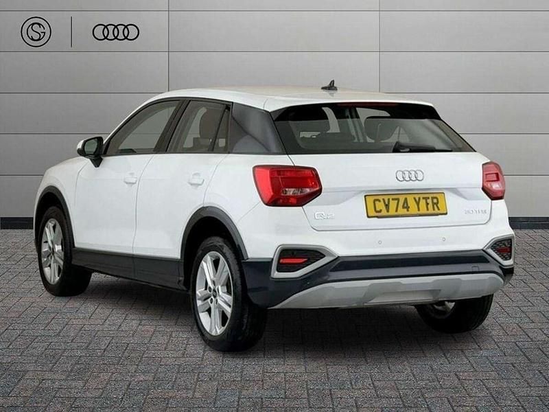 Used Audi Q2 Sport 116 HP (85 kW) 2024 White SUV