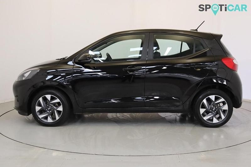 Używany Hyundai i10 Advanced 66 KM (48 kW) 2023 Czarny Hatchback