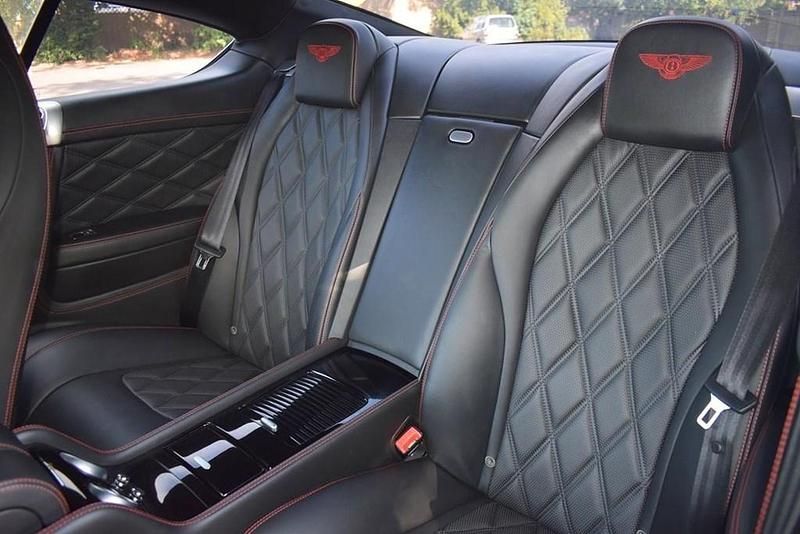 Begagnad Bentley Continental 2013 Vit Sedan