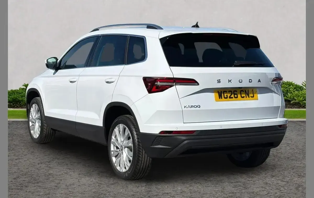 New Skoda Karoq SE L 113 HP (83 kW) 2026 White SUV