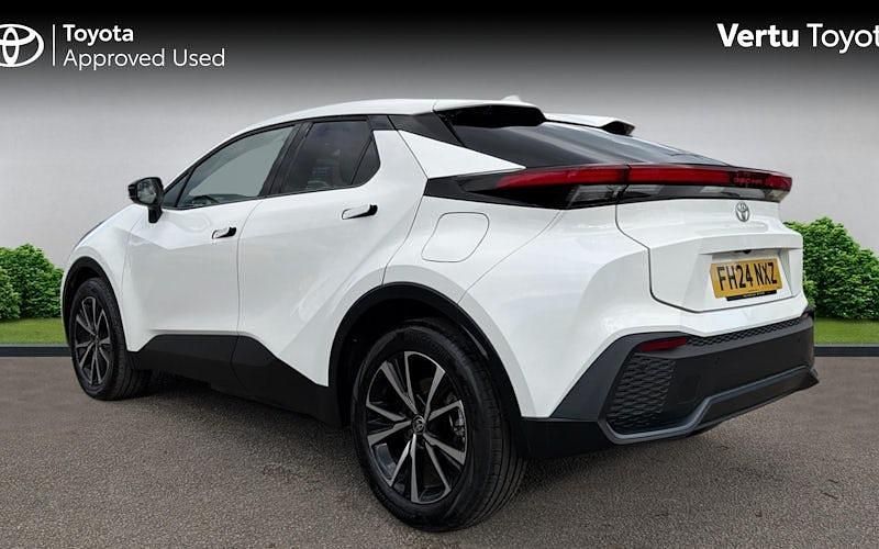 Used Toyota C-HR Design 223 HP (164 kW) 2026 SUV