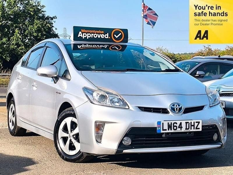 Silver Used 2015 Toyota Prius Hatchback | £4,495 (Super price) - Image 1/4