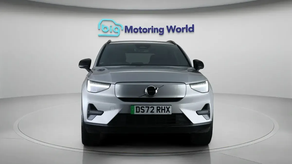 Used Volvo XC40 Core 300 kW (408 HP) 2022 Silver SUV