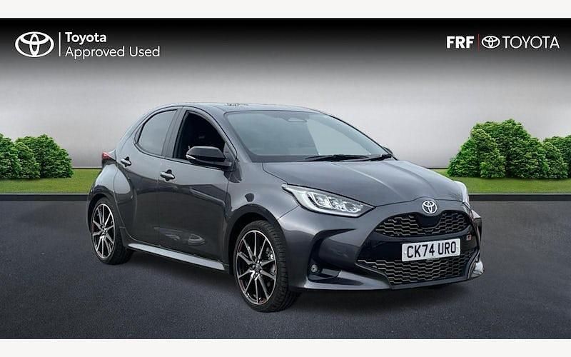 Used 2025 Toyota Yaris Hybrid Sport Hatchback | £23,832 (Fair price) - Image 1/4