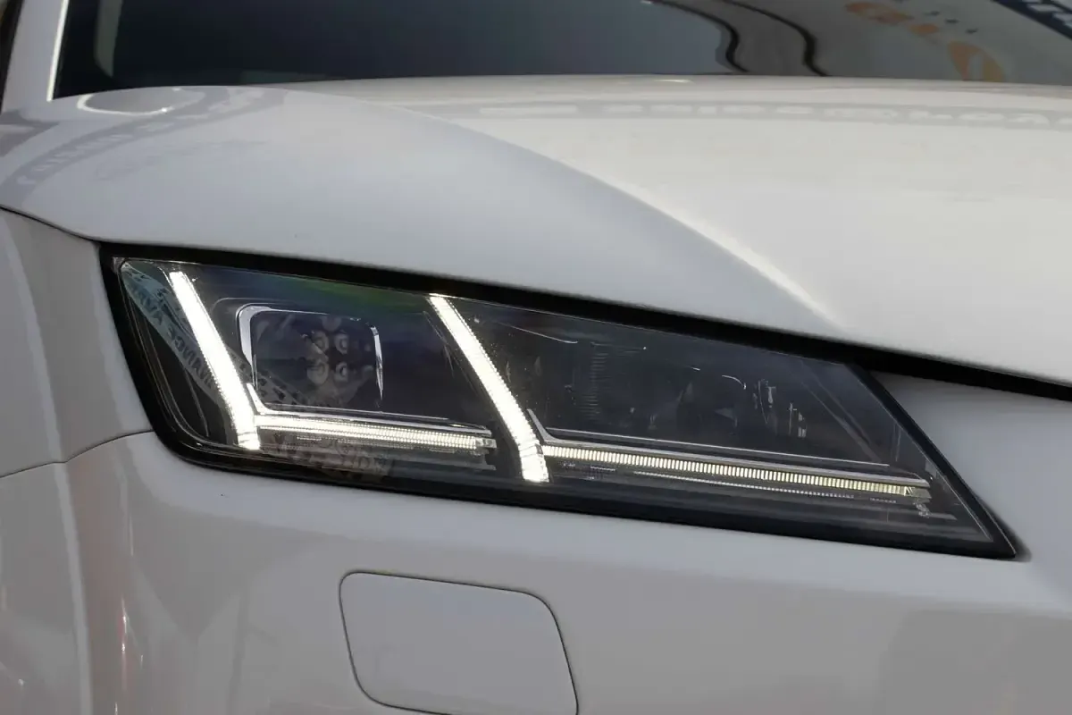 Used Audi TT S-Line 230 HP (169 kW) 2015 White Coupe