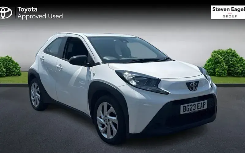 Used Toyota Aygo X PURE 72 HP (52 kW) 2023 SUV