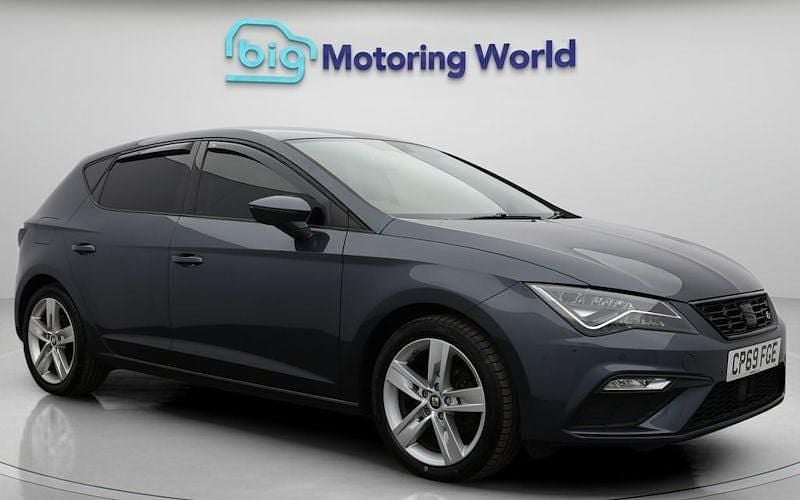 Used 2020 Seat Leon FR Hatchback | £12,500 (Good price) - Image 1/4