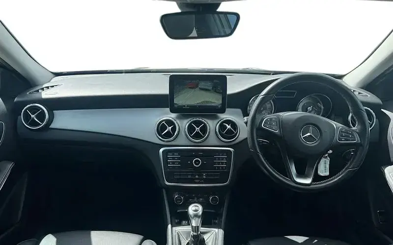 Used Mercedes GLA200 136 HP (100 kW) 2016 Grey SUV