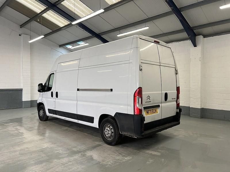 Used Citroën Relay 140 HP (102 kW) 2021 White Van