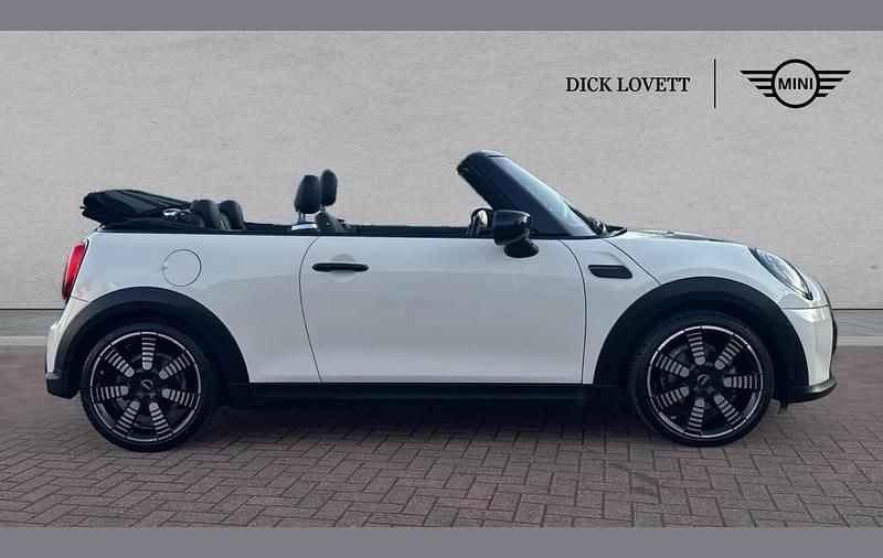 Used Mini Cooper Cabriolet Exclusive 134 HP (98 kW) 2021 White Cabriolet